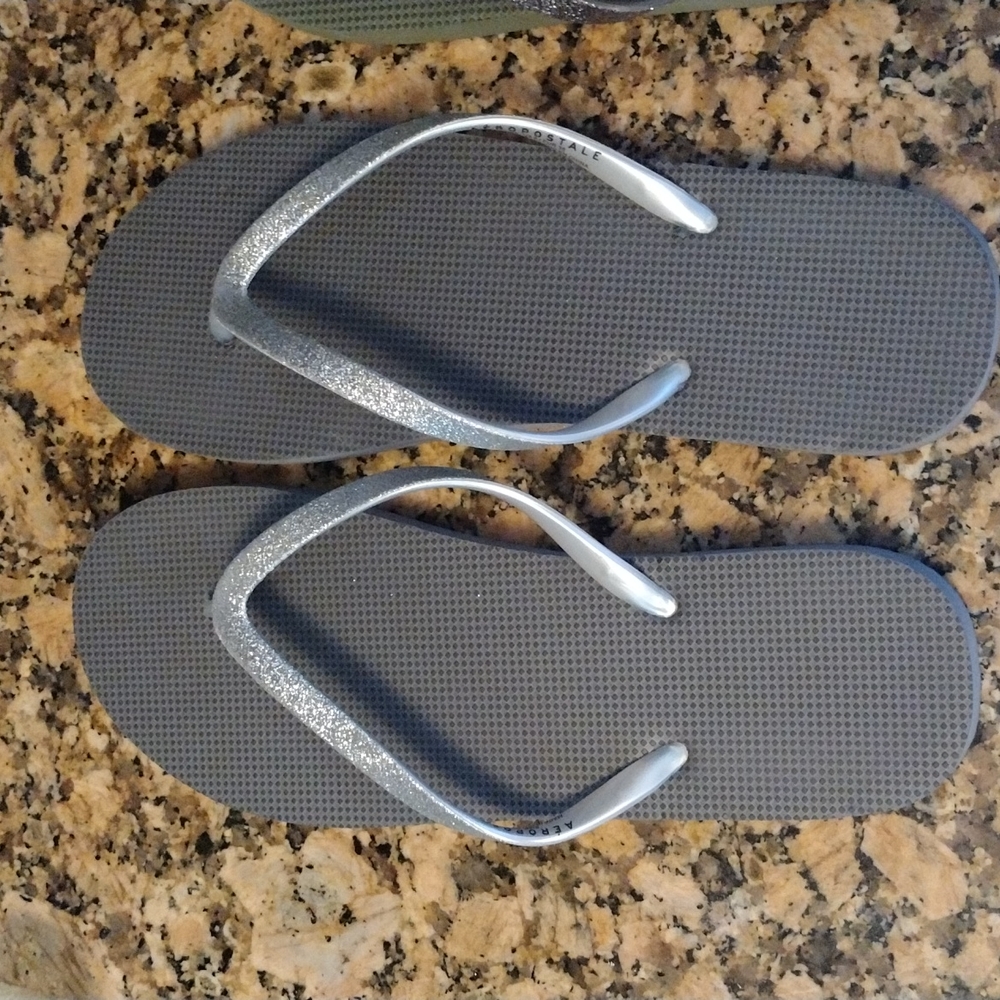 Flip flops - Picture 2 of 6